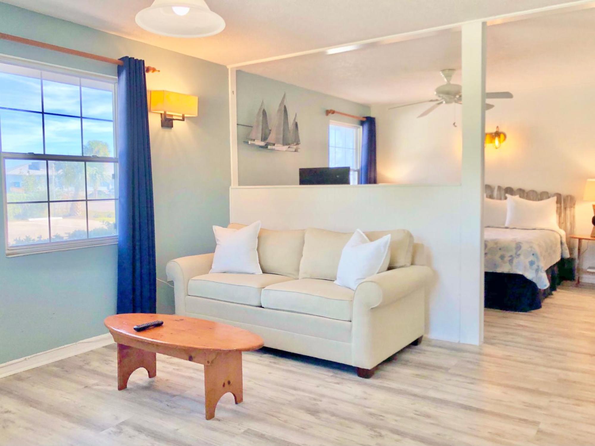 Davis House Inn Sebastian Rom bilde