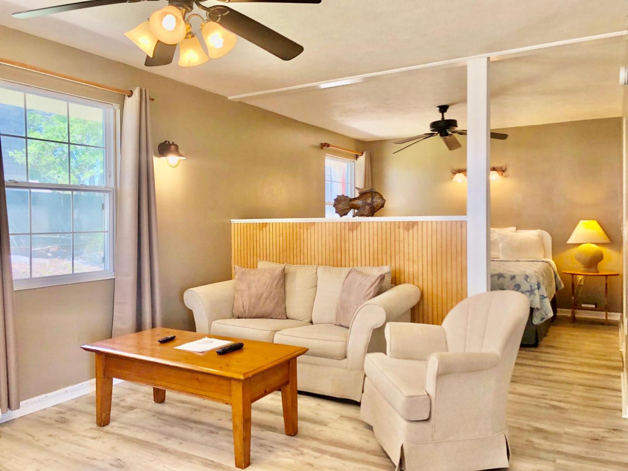 Davis House Inn Sebastian Rom bilde